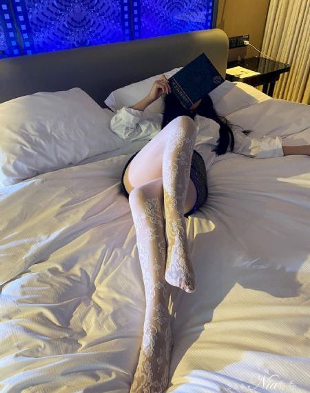 裙子里的怪兽_成人在线观看免费