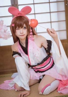 天天鲁一鲁摸一摸爽一爽_高清完整版