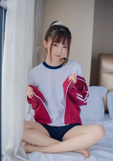 意大利美丽教师2_高清高清迅雷在线观看