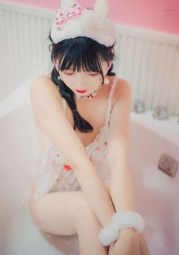 成人爱情偷拍视频在线观看_BD韩语高清完整版播放