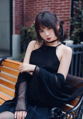 艳妇臀荡乳欲伦交换32_手机免费观看